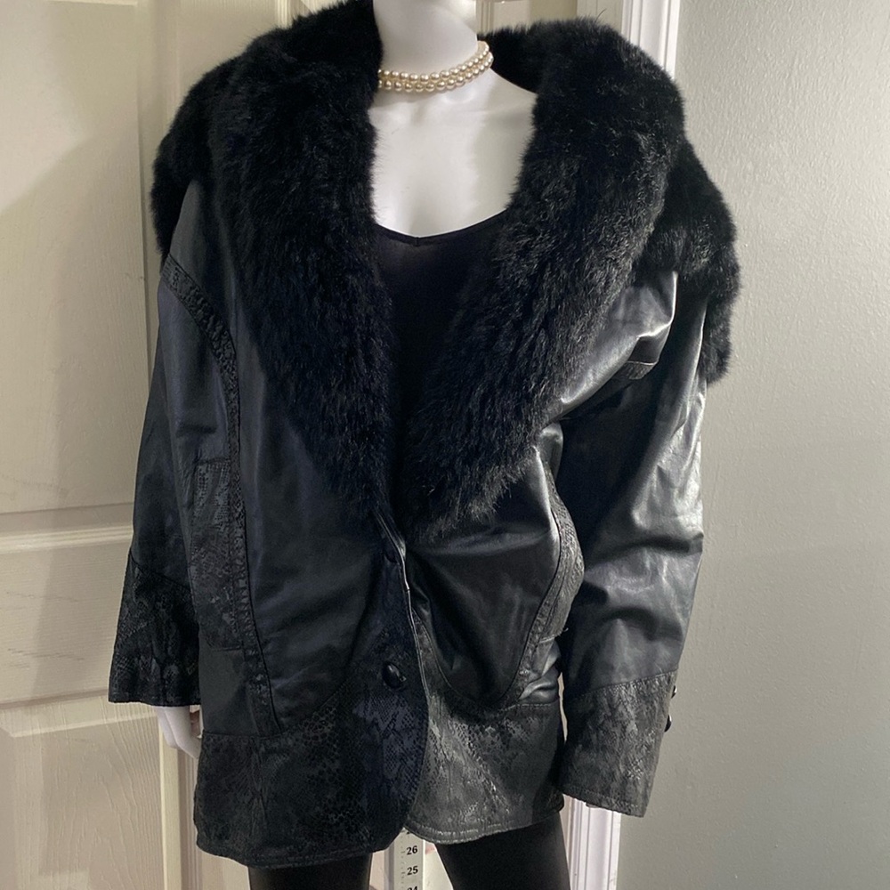 Vintage Leather Coat Fur Trim Black Detail Retro